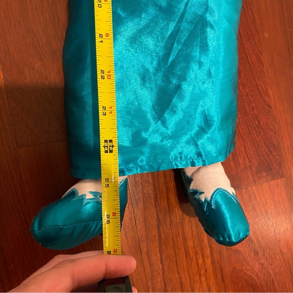 Disney Frozen Elsa 28" Plush Doll - Picture 5 of 7